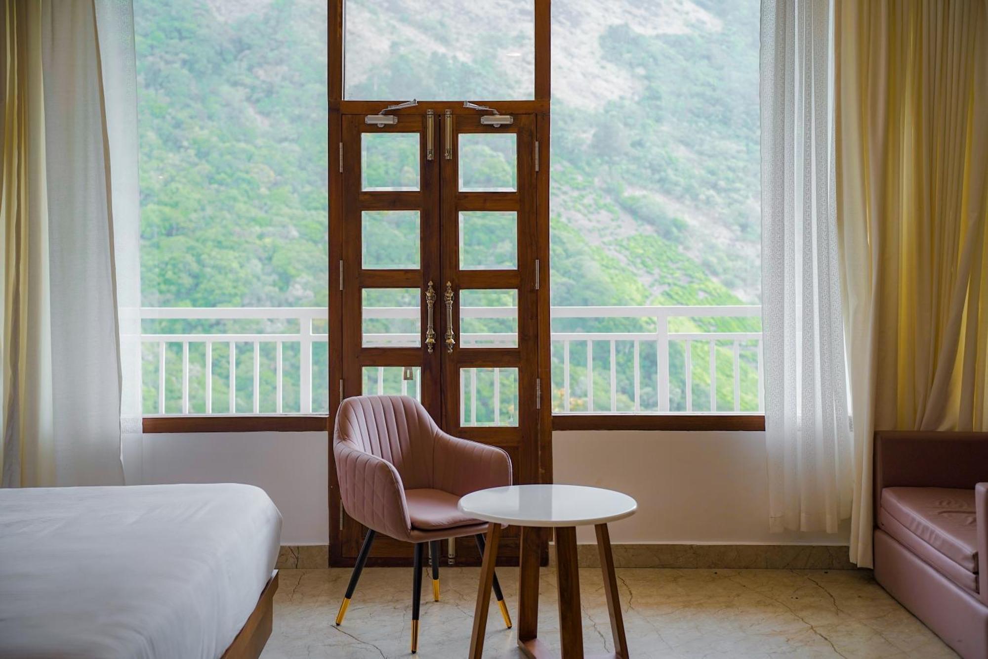 The Teatree Munnar Hotel Suryanelli Екстериор снимка